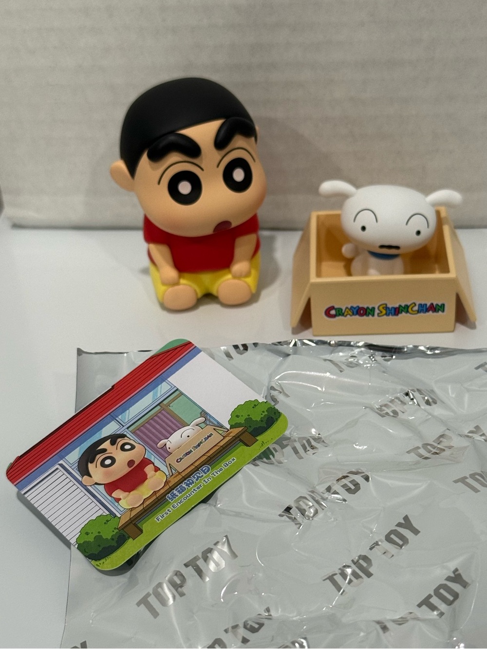 TOP TOY Crayon Shinchan First Encounter in the Box Figure w/card-No Box